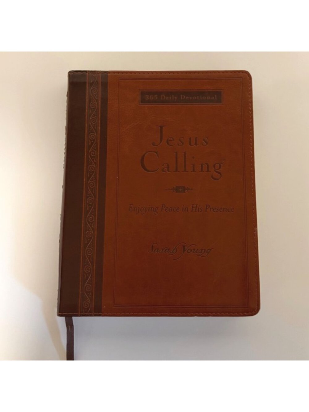 Jesus Calling Devotional Sarah Young Leatherflex 365-Day Edition